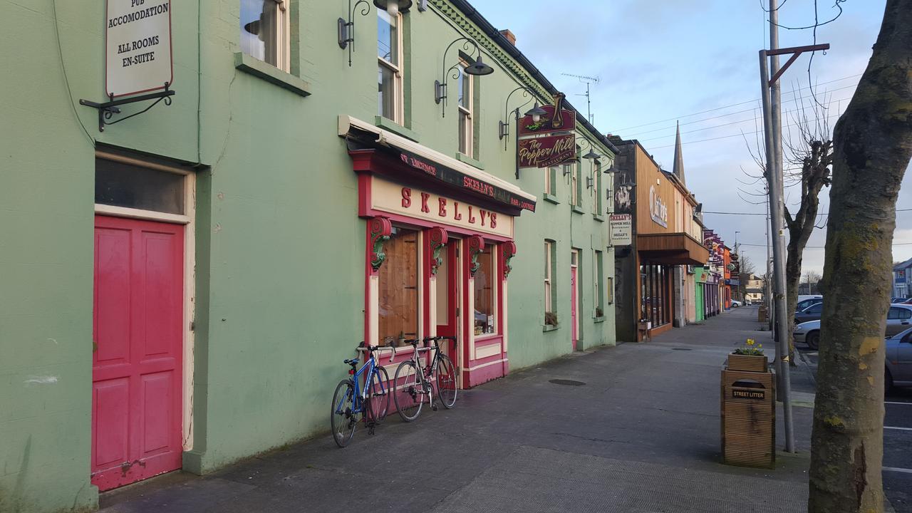 Hotel Skellys Ballymahon Esterno foto